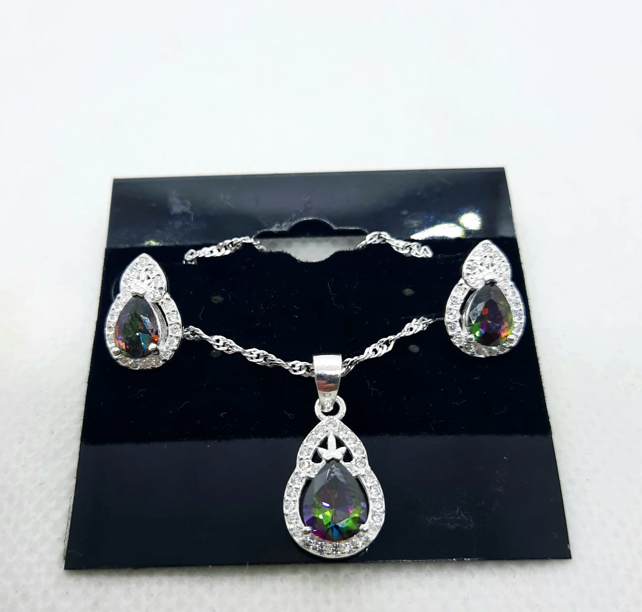 Silver Ladie Chain Set